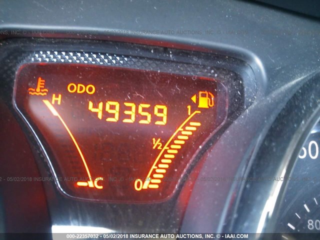 3N1CE2CP6EL389369 - 2014 NISSAN VERSA NOTE S/S PLUS/SV/SL WHITE photo 7