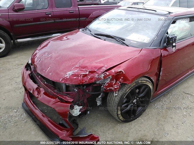 JTKJF5C79GJ026585 - 2016 TOYOTA SCION TC 红色 照片 6