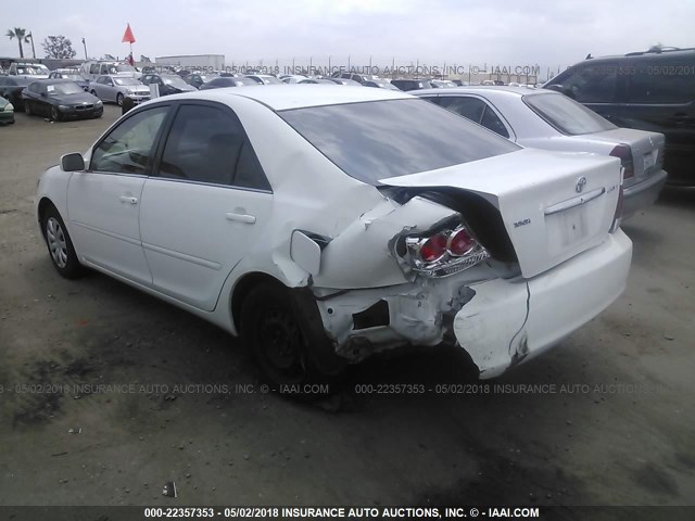 4T1BE30K46U711212 - 2006 TOYOTA CAMRY LE/XLE/SE Ақ фото 3