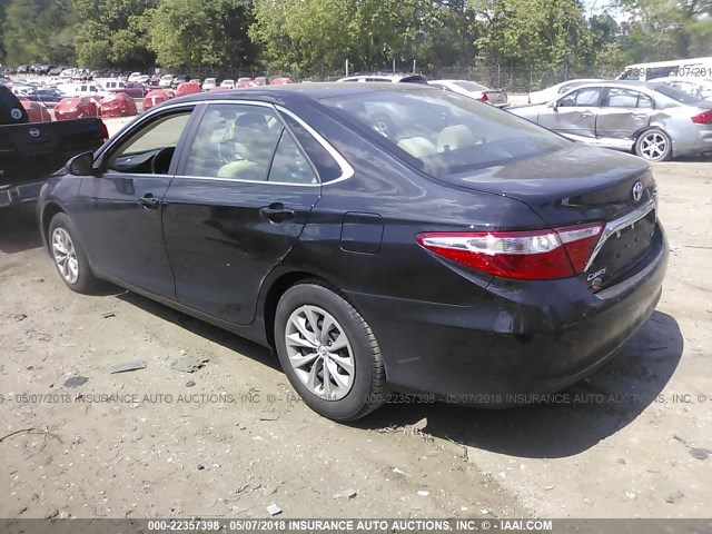 4T4BF1FK1GR558370 - 2016 TOYOTA CAMRY LE/XLE/SE/XSE BLACK photo 3
