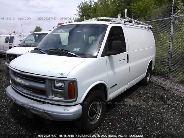 1GCHG35R1X1132695 - 1999 CHEVROLET EXPRESS G3500  WHITE photo 2