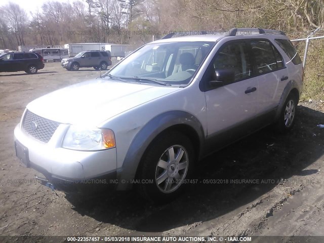 1FMZK01165GA58780 - 2005 FORD FREESTYLE SE SILVER photo 2