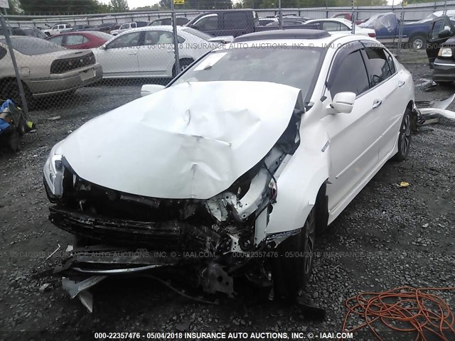 JHMCR6F78HC003960 - 2017 HONDA ACCORD HYBRID/TOURING WHITE photo 6