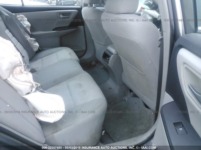 4T1BF1FK5GU505200 - 2016 TOYOTA CAMRY LE/XLE/SE/XSE 灰色 照片 8