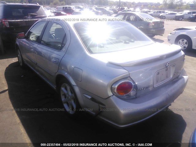 JN1DA31D33T506218 - 2003 NISSAN MAXIMA GLE/GXE/SE SILVER photo 3