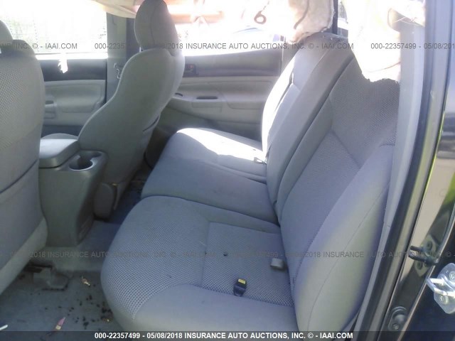 5TELU4EN9AZ723599 - 2010 TOYOTA TACOMA DOUBLE CAB ნაცრისფერი ფოტო 8
