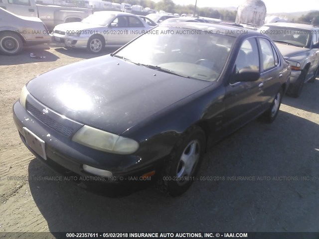 1N4BU31F8PC233964 - 1993 NISSAN ALTIMA XE/GXE/SE/GLE BLACK photo 2