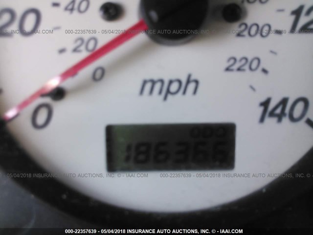 JM1BJ225710407552 - 2001 MAZDA PROTEGE LX/ES წითელი ფოტო 7