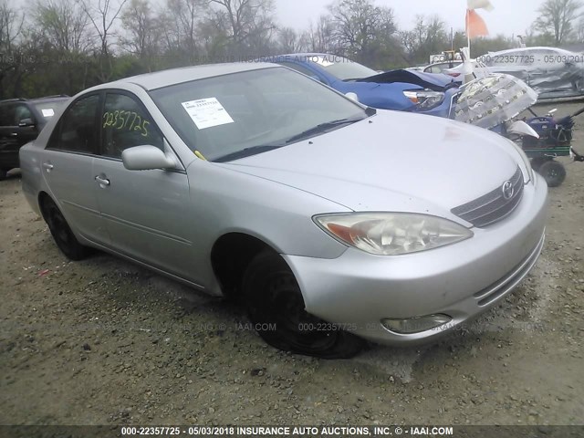 4T1BE32K03U727514 - 2003 TOYOTA CAMRY LE/XLE/SE SILVER photo 1