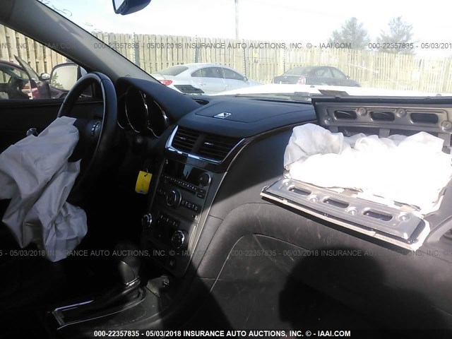 1G1ZE5E77AF320967 - 2010 CHEVROLET MALIBU LTZ 白色 照片 5