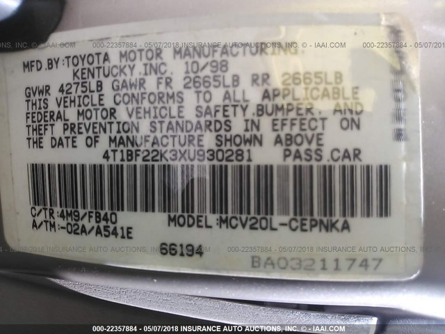 4T1BF22K3XU930281 - 1999 TOYOTA CAMRY LE/XLE Altın fotoğraf 9
