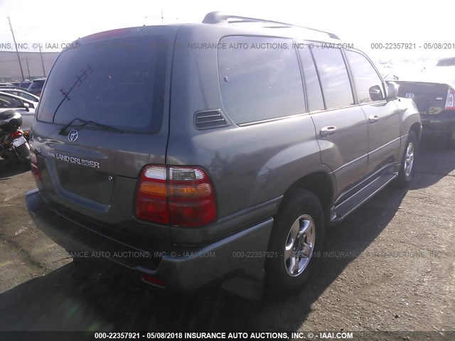 JTEHT05J612007516 - 2001 TOYOTA LAND CRUISER  GRAY photo 4