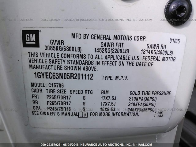 1GYEC63N05R201112 - 2005 CADILLAC ESCALADE LUXURY თეთრი ფოტო 9