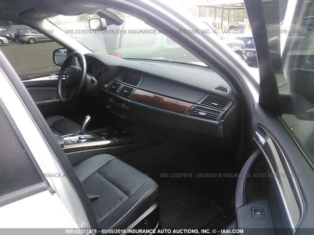 5UXFE43529L268732 - 2009 BMW X5 XDRIVE30I SILVER photo 5