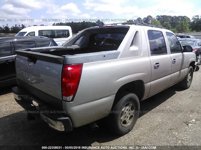 3GNEC12Z26G101213 - 2006 CHEVROLET AVALANCHE C1500 TAN photo 4