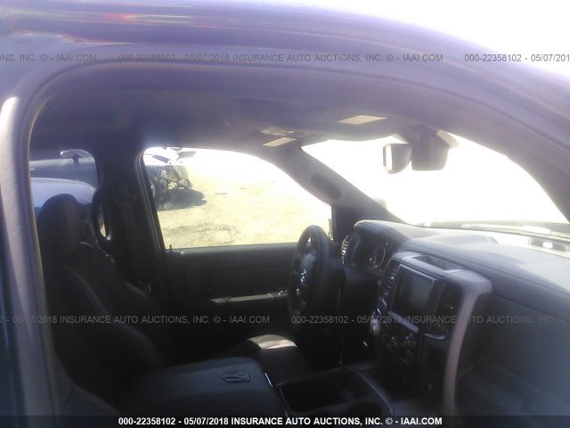 1C6RR6YT6JS173825 - 2018 RAM 1500 REBEL შავი ფოტო 5