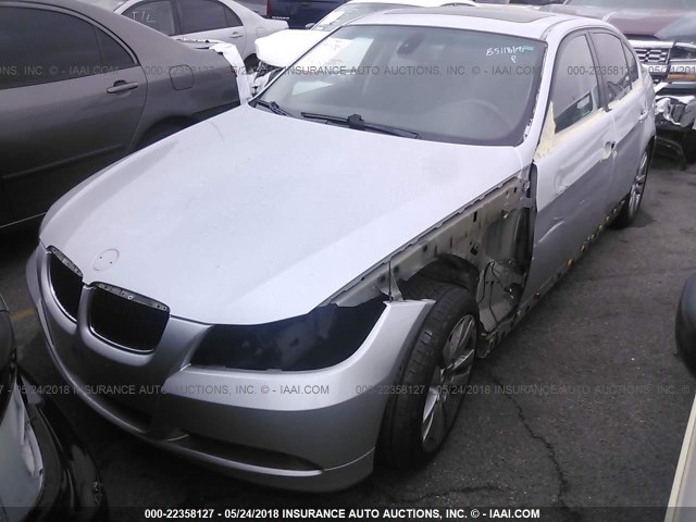 WBAVC53527FZ73922 - 2007 BMW 328 I SULEV SILVER photo 2