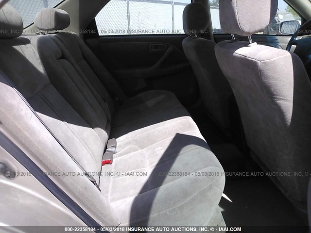 JT2BG28K5W0163055 - 1998 TOYOTA CAMRY LE/XLE Champagne photo 8