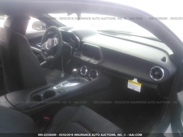 1G1FJ1R6XJ0100010 - 2018 CHEVROLET CAMARO ZL1 白色 照片 5