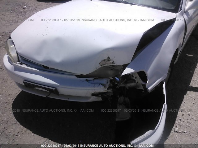 4T1BG12K0TU916260 - 1996 TOYOTA CAMRY DX/LE/XLE WHITE photo 6