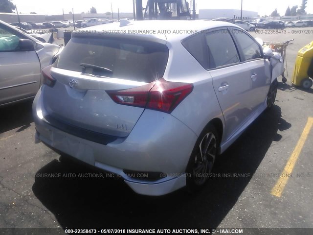 JTNKARJE6JJ564036 - 2018 TOYOTA COROLLA IM SILVER photo 4