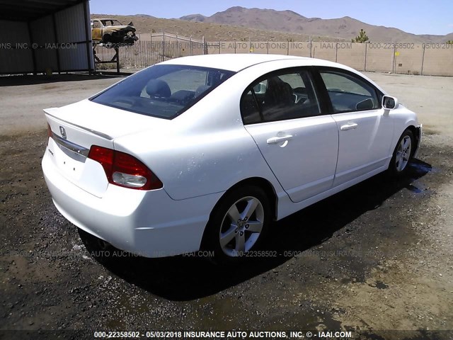2HGFA1F62BH537333 - 2011 HONDA CIVIC LX-S Ақ фото 4