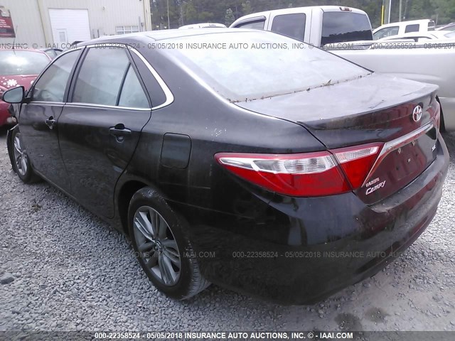 4T1BF1FK5GU195419 - 2016 TOYOTA CAMRY LE/XLE/SE/XSE 黑色 照片 3