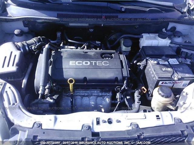 KL1TD5DE0AB123573 - 2010 CHEVROLET AVEO LS/LT 银色 照片 10