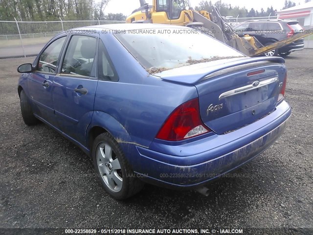 1FAHP38392W120545 - 2002 FORD FOCUS ZTS BLUE photo 3