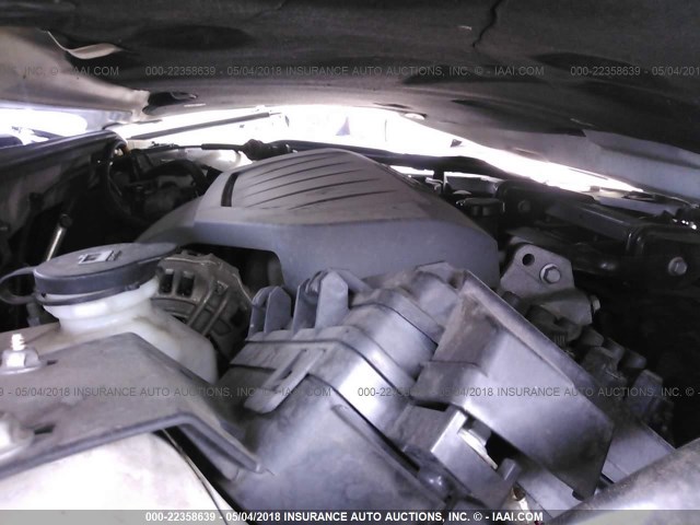 2G2WP522451343704 - 2005 PONTIAC GRAND PRIX WHITE photo 10