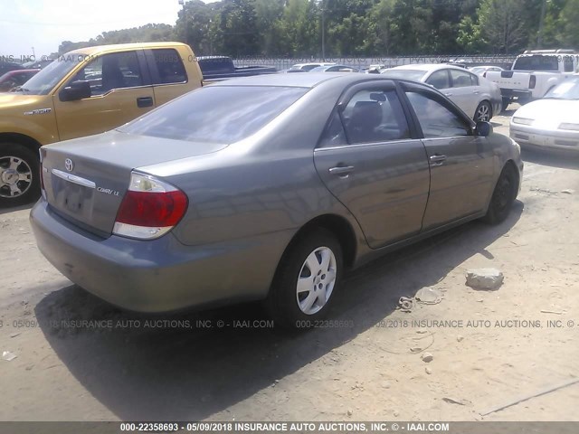 4T1BE32K45U506467 - 2005 TOYOTA CAMRY LE/XLE/SE GRAY photo 4