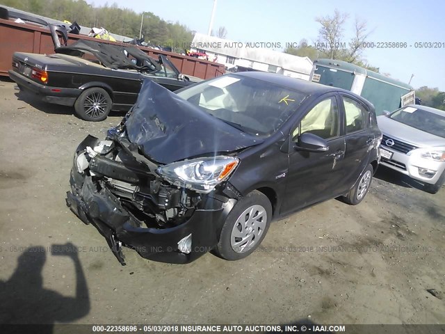 JTDKDTB36G1116670 - 2016 TOYOTA PRIUS C GRAY photo 2