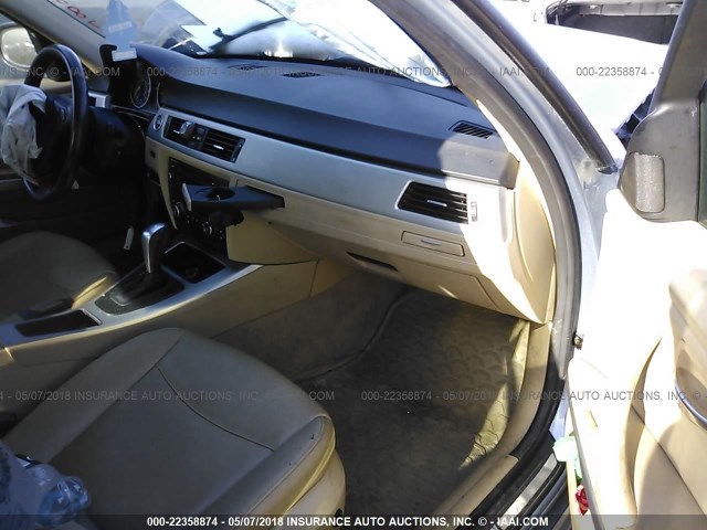 WBAPK7C57BF083920 - 2011 BMW 328 XI SILVER photo 5