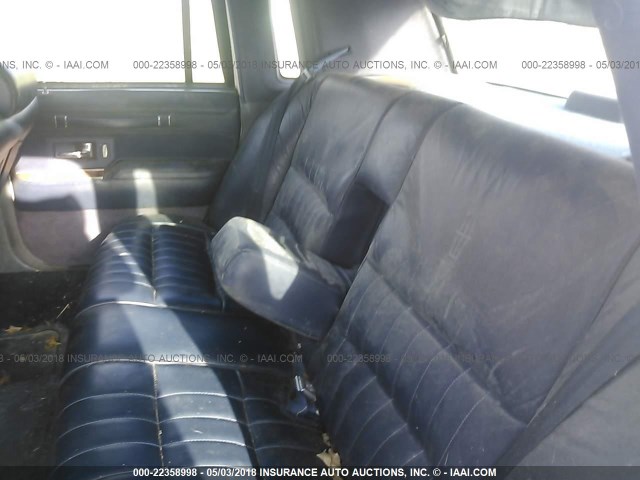 1LNLM81W3RY720101 - 1994 LINCOLN TOWN CAR EXECUTIVE WHITE photo 8