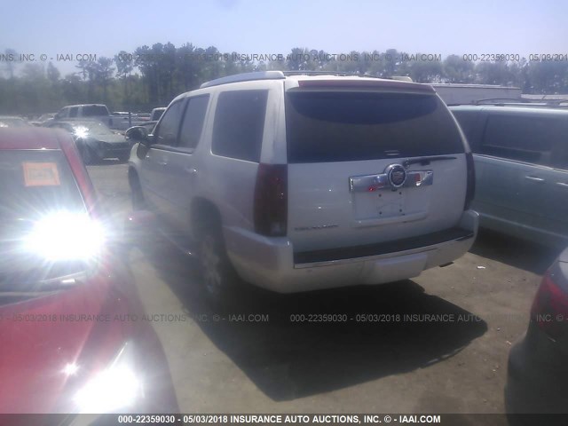 1GYFK63817R267852 - 2007 CADILLAC ESCALADE LUXURY WHITE photo 3