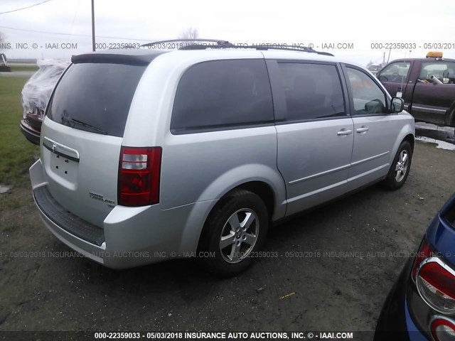 2D4RN3D15AR380234 - 2010 DODGE GRAND CARAVAN HERO SILVER photo 4