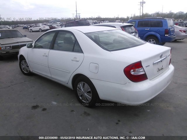 4T1BE32KX4U272155 - 2004 TOYOTA CAMRY LE/XLE/SE თეთრი ფოტო 3