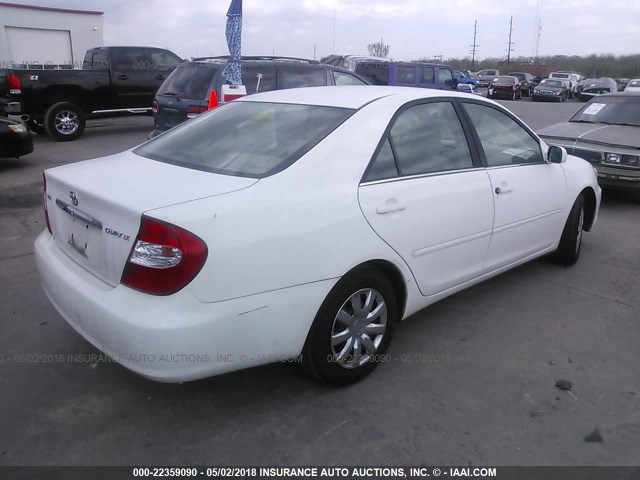 4T1BE32KX4U272155 - 2004 TOYOTA CAMRY LE/XLE/SE თეთრი ფოტო 4