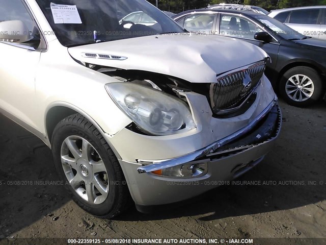 5GAER23708J102793 - 2008 BUICK ENCLAVE CXL WHITE photo 6