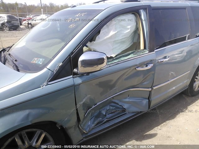 2A8HR64X78R689838 - 2008 CHRYSLER TOWN & COUNTRY LIMITED Light Blue photo 6