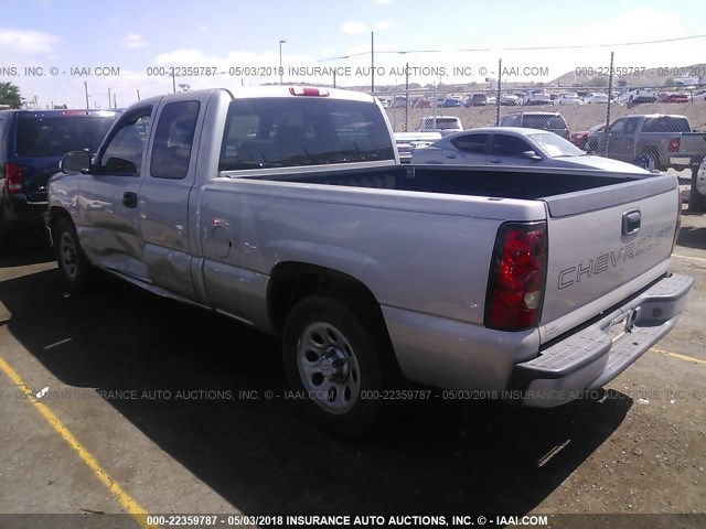 1GCEC19X37Z100876 - 2007 CHEVROLET SILVERADO C1500 CLASSIC SILVER photo 3