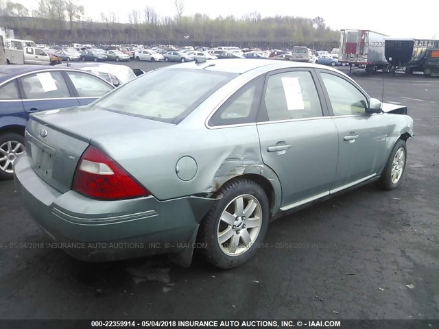 1FAFP27137G112900 - 2007 FORD FIVE HUNDRED SEL GREEN photo 4