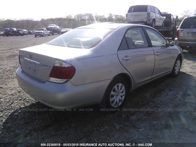 4T1BE32K25U102714 - 2005 TOYOTA CAMRY LE/XLE/SE ვერცხლისფერი ფოტო 4