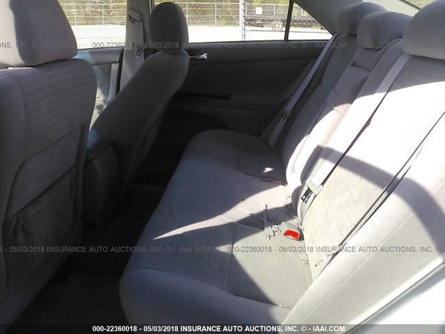 4T1BE32K25U102714 - 2005 TOYOTA CAMRY LE/XLE/SE ვერცხლისფერი ფოტო 8