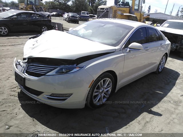 3LN6L2LU8ER805002 - 2014 LINCOLN MKZ HYBRID CREAM photo 2