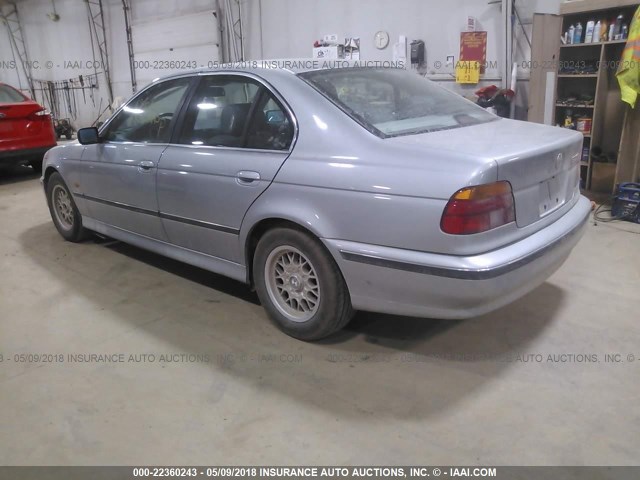 WBADD6329WBW36156 - 1998 BMW 528 I AUTOMATIC SILVER photo 3