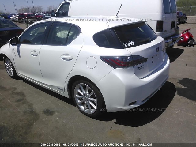 JTHKD5BH0C2092098 - 2012 LEXUS CT 200 WHITE photo 3