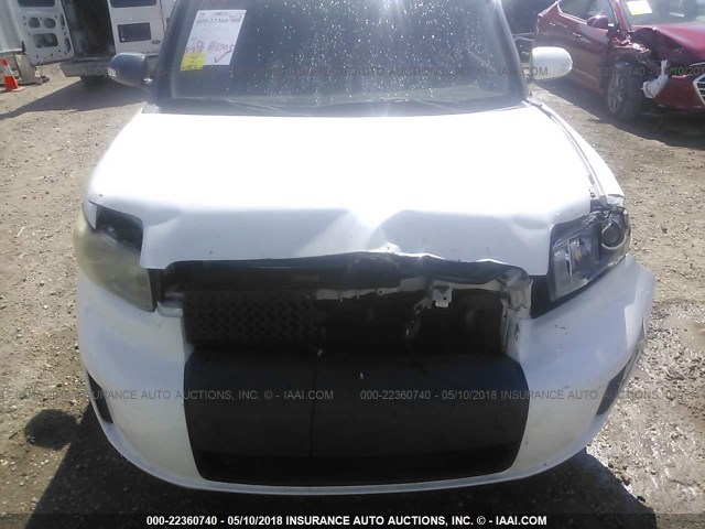 JTLKE50E991081613 - 2009 TOYOTA SCION XB WHITE photo 6