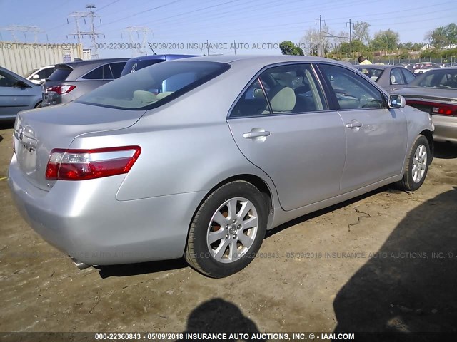 4T1BE46K48U205377 - 2008 TOYOTA CAMRY CE/LE/XLE/SE SILVER photo 4