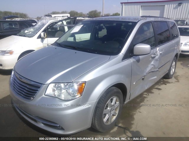 2C4RC1BGXCR158287 - 2012 CHRYSLER TOWN & COUNTRY TOURING SILVER photo 2
